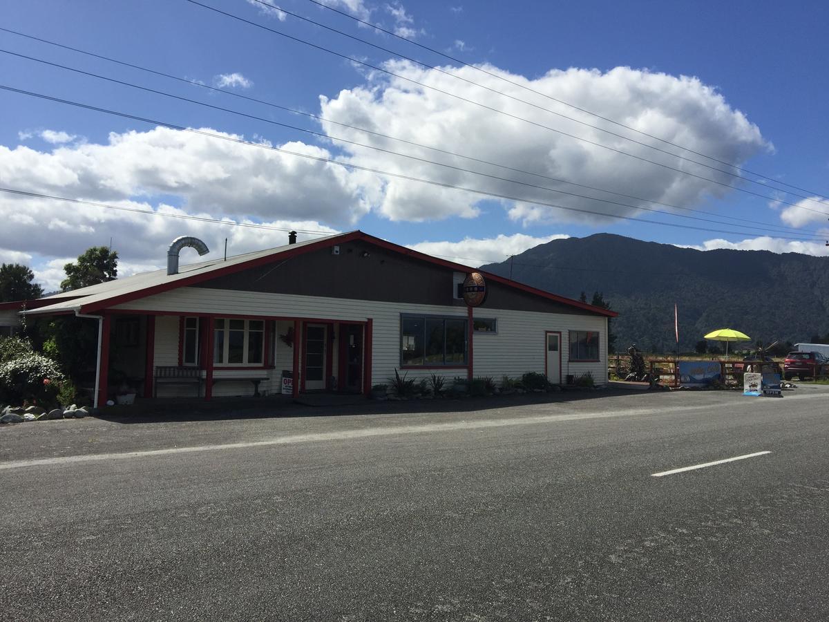 Kokatahi Valley Country Inn Lower Kokatahi Exterior foto